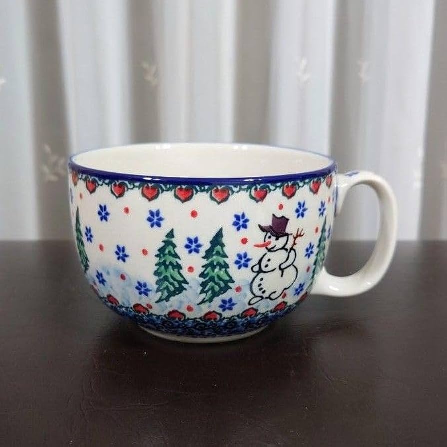 ポーランド食器　雪だるま 青色の装飾にシンプルな小花のデザインが可愛いポーリッシュ